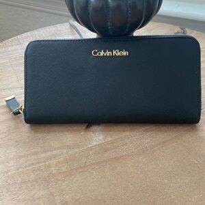 Calvin Klein, black, Saffino leather, large, zipper, wallet